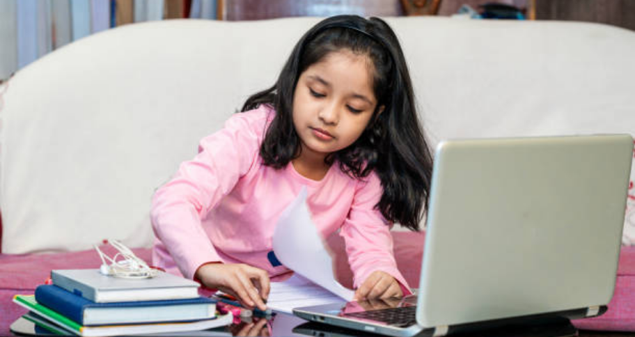 girl learning in the Best school in India