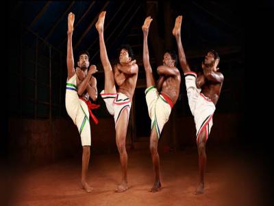 A Kalaripayattu practitioner demonstrating a martial arts pose