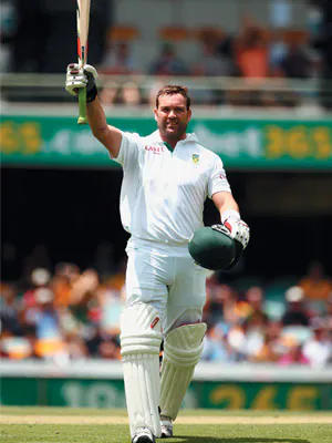 Jacques Kallis, a South African all-rounder, celebrating after scoring one of his 10,000+ Test runs.